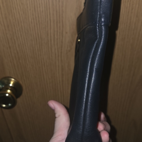 Vintage Etienne Aigner Navy Blue Leather Handcrafted Shoulder Bag - Picture 7 of 16